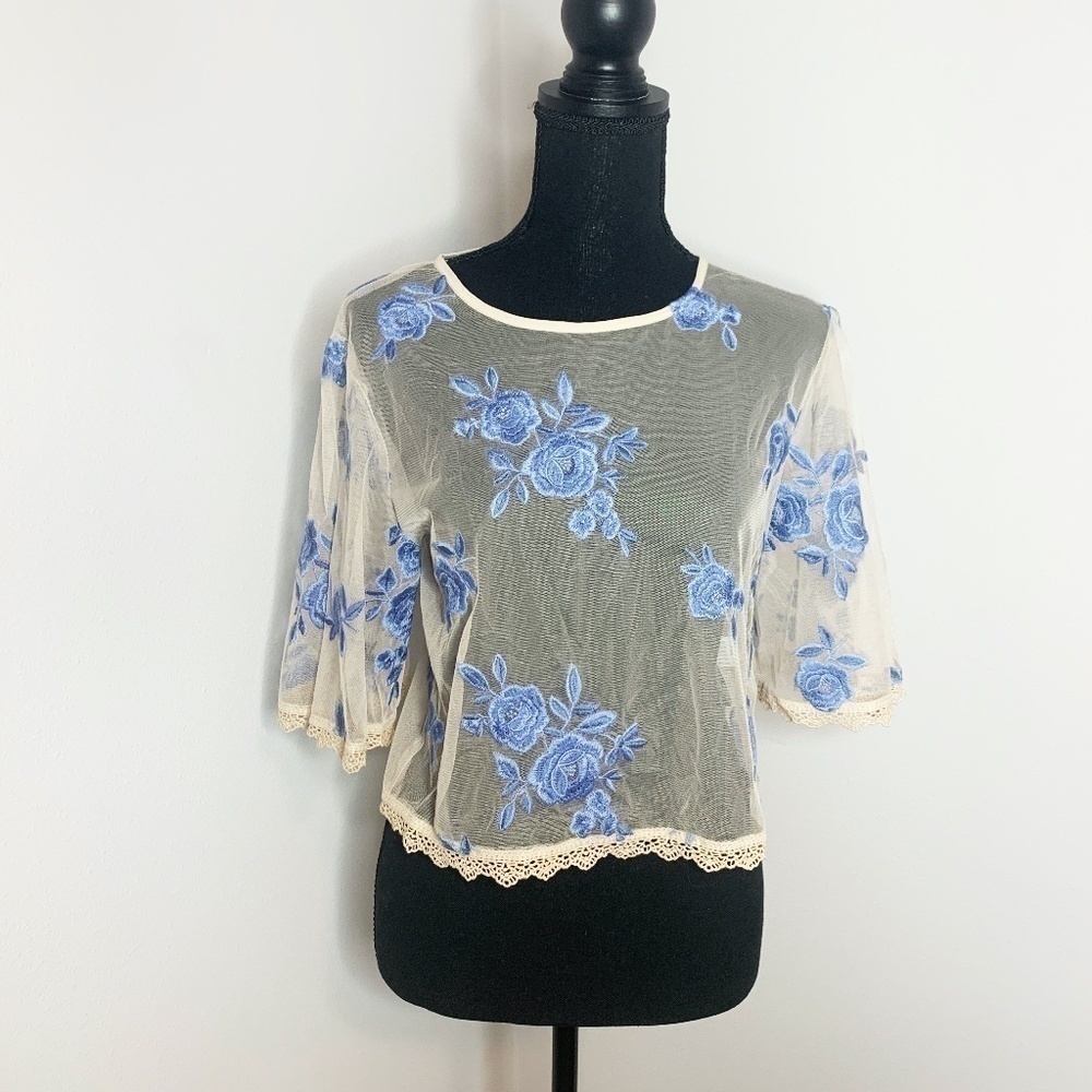 Forever21 Woven Lace Nude & Blue Sheer Top